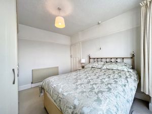 Photo 32- click for photo gallery